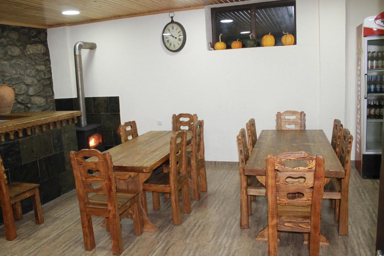 Maia'S Guesthouse Chvabiani Bagian luar foto